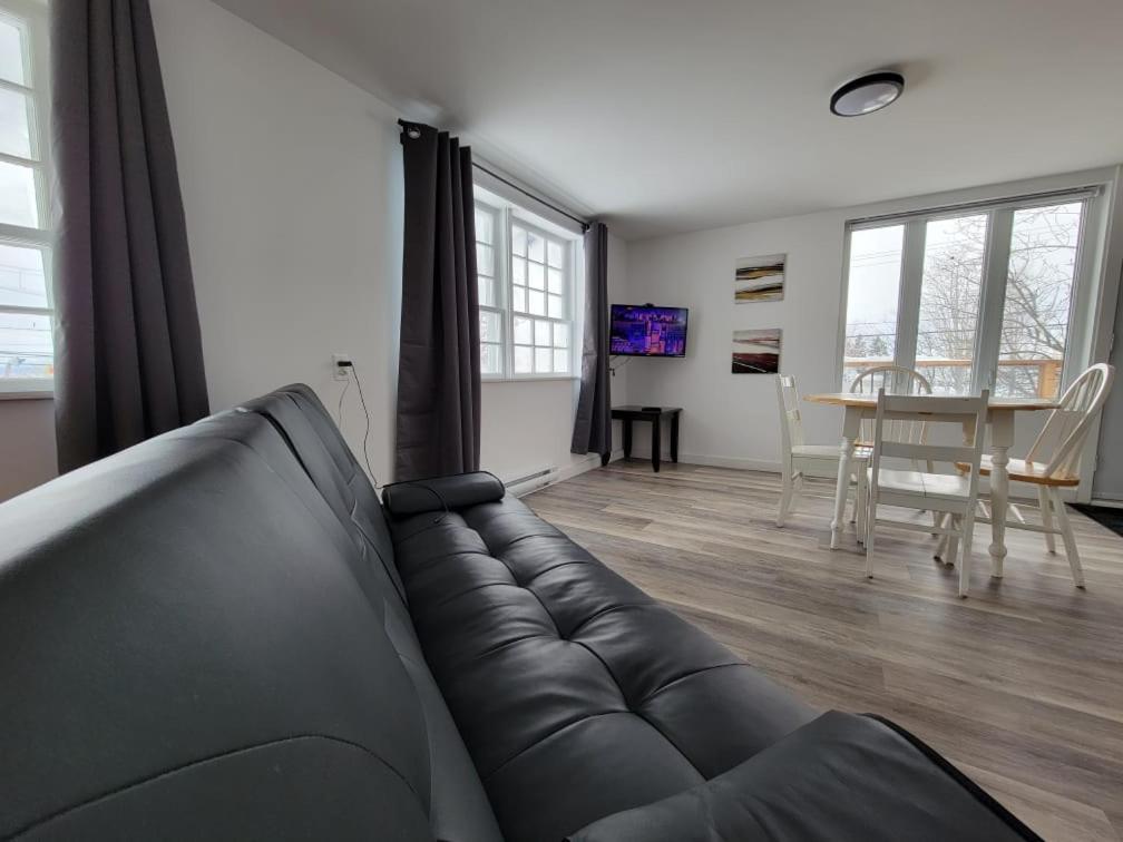 Aux 4 Vents - Auberg'Inn Carleton-sur-Mer Exterior foto