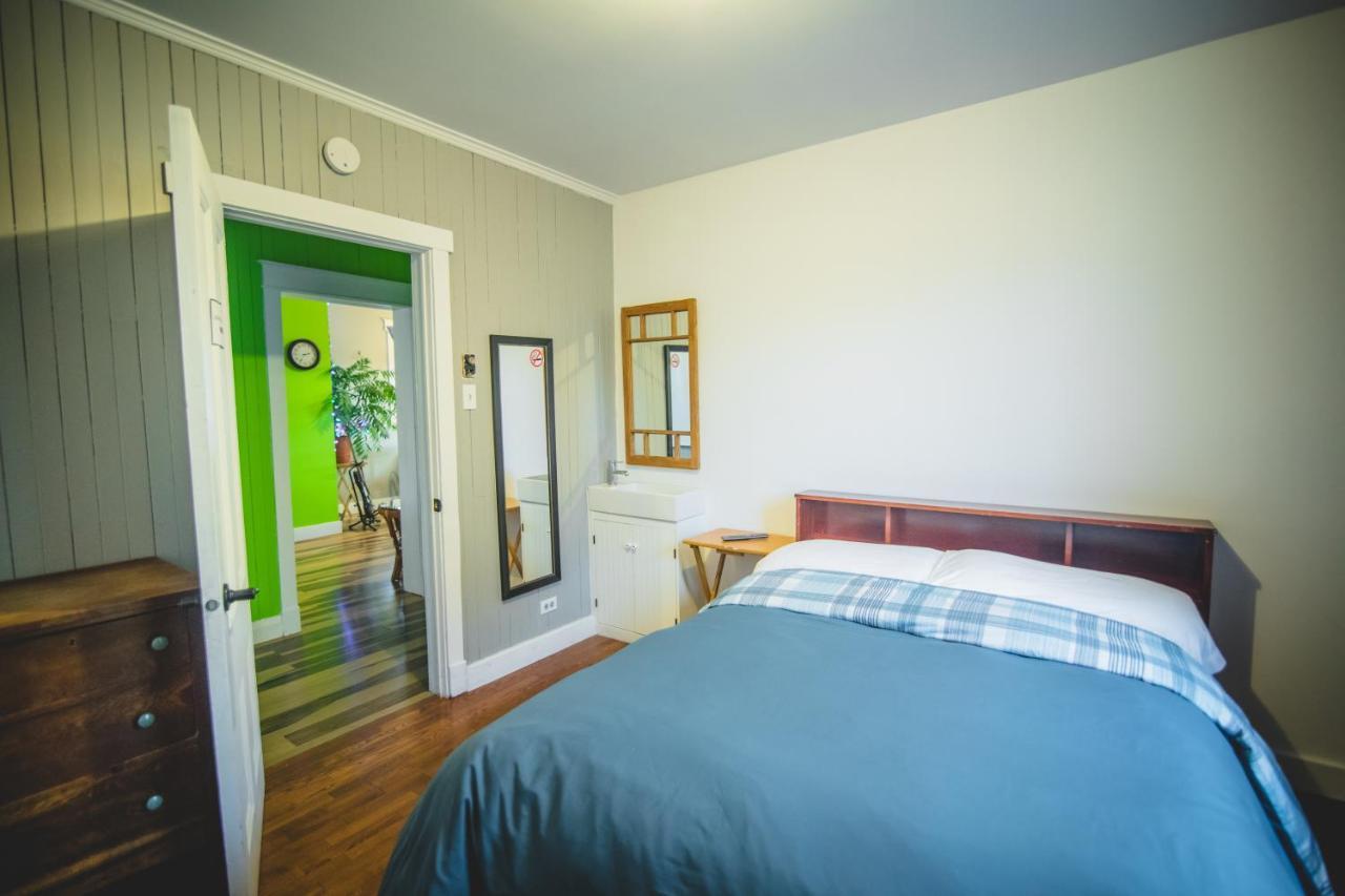 Aux 4 Vents - Auberg'Inn Carleton-sur-Mer Exterior foto